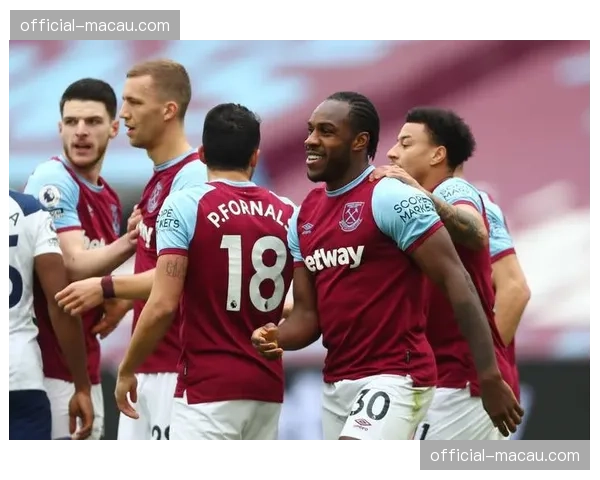 西汉姆联状态起伏较大 莫耶斯面临重建球队凝聚力的挑战